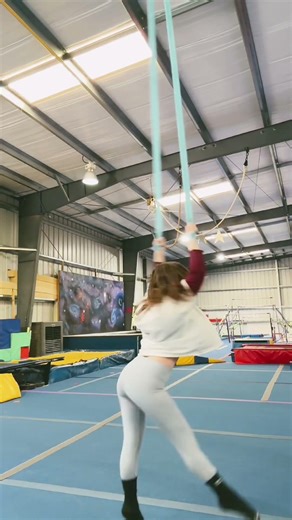 🤾 #aerialist #aerial #straps