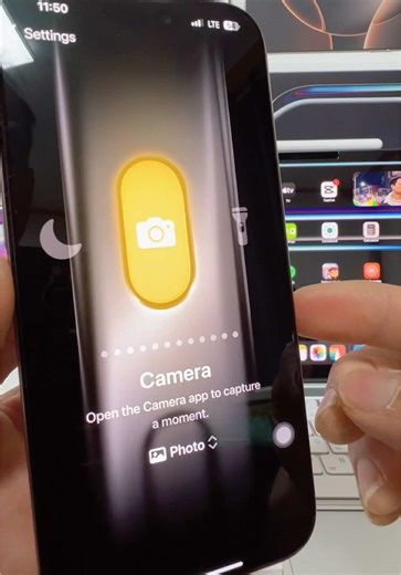 iPhone Camera Trick you should know 🤯 #tutorial #iphonetricks #learnontiktok #apple #tips #iphonetips #appleiphone