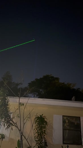 I play laser tag with a ufo #ufo #laserbeam #space #NASA #trending