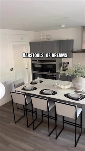 Barstools ✨ #kitchenbarstools #kitchendesign #barstools #kitchen