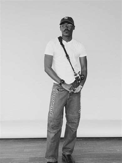 Exploring Gordon Parks’ Work at Jackson Fine Art Gallery