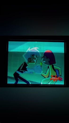 Danny phantom new vs old(I edited good because why not)