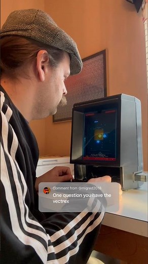 Vectrex all in one console from 1982: Star Trek The Motion Picture game #retrogaming #80s #tech