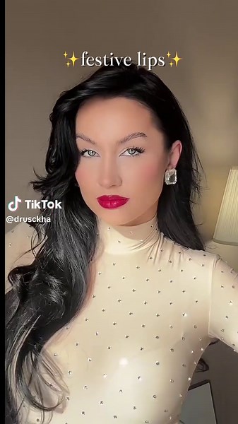 Red Lips Makeup Tutorial for Stunning Looks