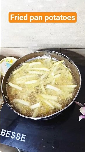 Delicious pan fried potatoes- Easy potatoes recipe #food #friedpotatoes #recipe