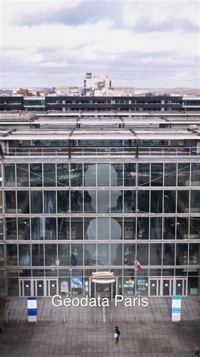 Géodata Paris (ex ENSG-Géomatique) on Instagram: "🌍 Lire la Terre, pour écrire le futur... Choisir Géodata Paris, c'est choisir une école qui forme des expertes et experts des données géographiques ! 🌐 Comment rejoindre l'école ? 📝 • Dès la sortie du bac avec la licence professionnelle géomètre géomaticien • Après concours (@concours_g2e,@concours_mt, BL-SES, EG@) ainsi que sur dossier et entretien pour le diplôme d'ingénieur • Après un bac+3 pour nos différents masters 📏 Les élèves de Géoda