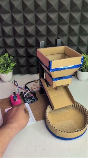 Automatic Feeder Machine Using Arduino #3d #model #reels #shorts