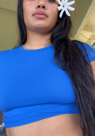 Tropical Glow Up: Discovering the Cook Islands Magic