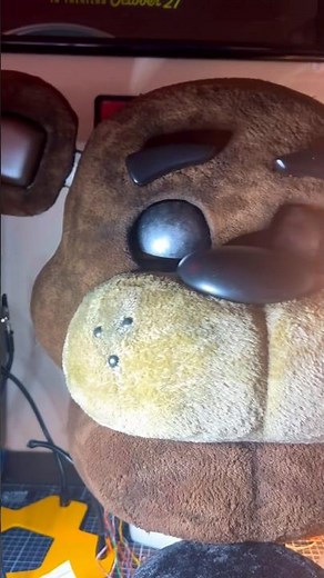 Upgrading Classic Freddy! #fnaf #animatronics