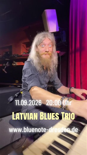 Das LBB Organ Trio entstand aus spontanen Jam-Sessions dreier Mitglieder der Latvian Blues Band. Ohne klassischen Bass übernimmt die Hammondorgel sämtliche Basslinien und eröffnet dem Trio viel Raum für Improvisation. Ein großer Teil der Musik entsteht direkt auf der Bühne – offen, unmittelbar und jedes Mal anders. The LBB Organ Trio grew out of spontaneous jam sessions between three members of the Latvian Blues Band. With no traditional bass player, the Hammond organ handles all the bass lines,
