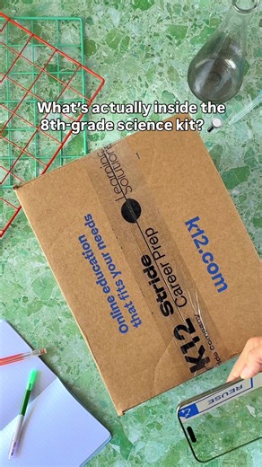 X-ray #Unboxing the 8th-grade science kit, and lowkey, it’s giving mini-lab energy 🔬 What’s inside: Plastic Pipette Pipe Cleaners Mirror Protractor Digital Scale Rubber Band Assortment 400 ml Beaker Safety Glasses Ruler Magnifying Glass Clay Universal Thermometer #STEMEducation #OnlineLearning #ScienceUnboxing