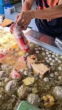 BAKSO KOLAM VIRAL DI SURKEN BOGOR! #bakso #streetfood ##shortvideo #shorts