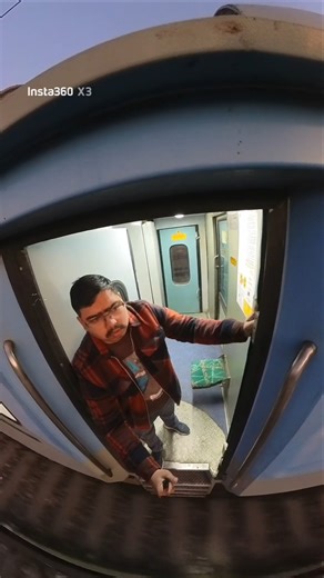 INSTA360 :- invisible cameraman (invisible selfie stick)