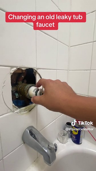 How to fix an old leaking tub faucet ! Tips and tricks for you! #thisoldhouse #rehabbing #elpaso #shower #diy #fyp #handyman #honeydo #repairs #homerenovation #renovation #repairman #showertok #shower #tub #plumbersoftiktok #realtor #elpasotexas #investor #realestate #fixandflip