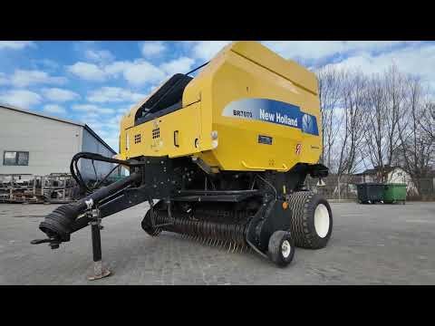 New Holland BR7070