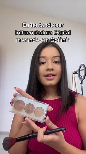 Natural Look Makeup Tutorial with Clear Palette