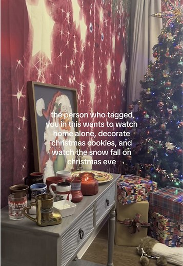 Christmas Traditions to Share with Loved Ones