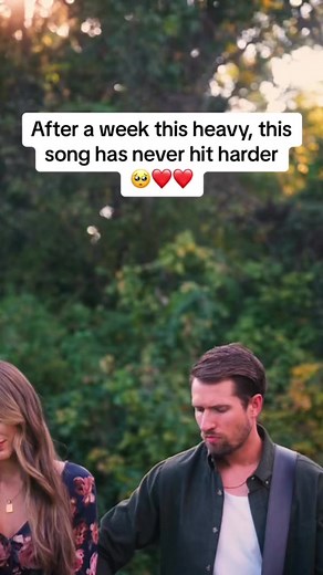 269K views · 7K reactions | It’s been a heavy week around the world. We could all use a positive song right now❤️. #Music #singersongwriter #encouragement #singers #harmony #countrymusic #duo # | SmithField | Facebook
