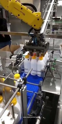 Automatic robot hand bottle in full pack cartoning encasing line