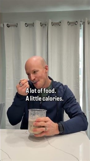A Tiny Bowl vs. A Huge Plate (The Calorie Truth) #CalorieComparison #HealthySwaps #FoodHacks