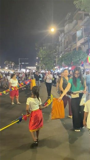 Khmer Weekend Night Traditional Music and Song | Cambodia 🇰🇭 #shorts #cambodia #khmer