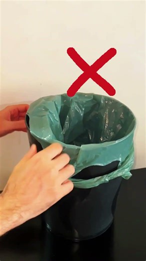 This Simple Trash Bag Hack Makes It So Easy #LifeHack #HomeHack #CleaningTips