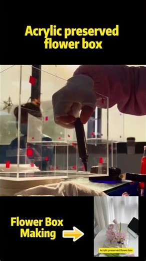 Acrylic flower box