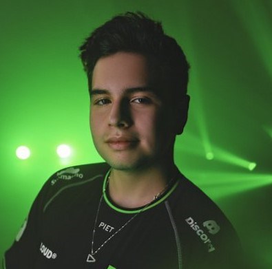 【VALORANT】Less(レス)の使用デバイス・設定・感度・クロスヘア・年齢まとめ【Settings】 | かげログ。