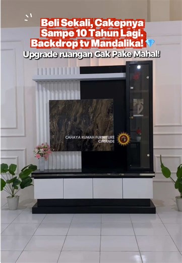 BACKDROP TV MEWAH GAK HARUS MAHAL! ✨ Lagi cari backdrop TV yang bener-bener kokoh, bukan bahan serbuk kayu (MDF/Particle Board) yang gampang hancur? Mandalika Series jawabannya! Cuma 4 JUTAAN, kamu udah dapet kualitas interior premium yang biasanya ada di apartemen high-end! Kenapa Mandalika Series Wajib Kamu Punya? ✅ Material High-Class: Full Kayu Multipleks (Anti rayap, anti air, bukan bahan murahan!). ✅ Finish Kombinasi: Mewahnya Cat Duco dipadu dengan estetiknya HPL, bikin tampilan super cle