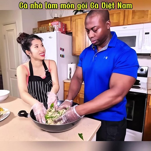 Cách làm gỏi gà Việt Nam ngon tại nhà