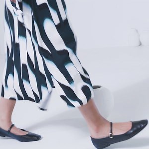 Discover new dresses #streetone https://shorturl.street-one.de/FB/sodressfb | Street One