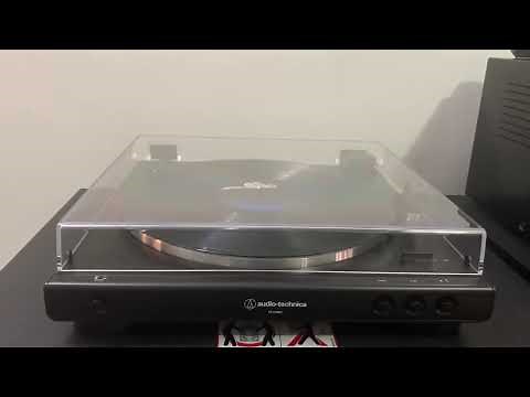 Toca discos AT-LP60X Audio-Technica