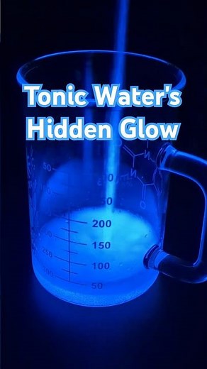 Tonic water fluorescing under UV light #chemistry #fluorescence #uv #blacklight