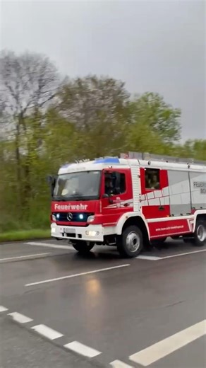 HLF Abt. Böblingen zur ausgelösten BMA in Pflege Einrichtung Teil [4/6]