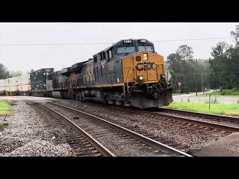 Approaching Dreseden st waycross ga Highballing on the CSX Fitzgerald Subdivision