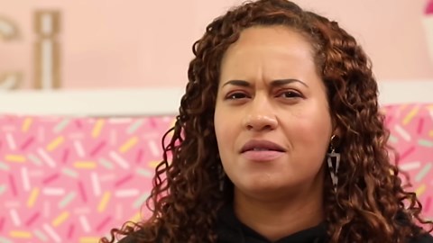 The mind-blowing galaxy cake technique that only pros pull off