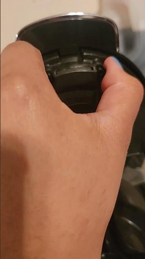 The lid on ninja single coffee maker won't close how to fix it