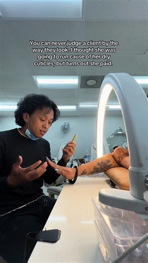 Collecting first really ease my fair of client running out without paying especially when I am using good cuticle oil on the client! #foryoupage #nailtech #nailsalon #tiktokshop #cuticleoil