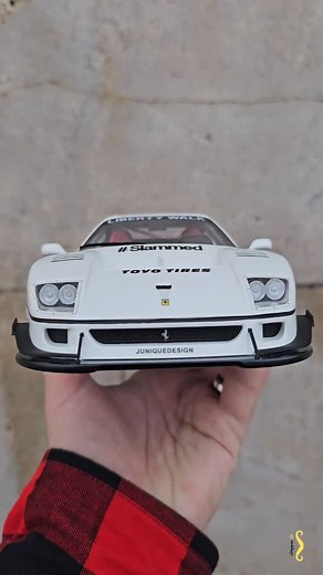 Ferrari F40 LB-Works Liberty Walk Widebody White - GT Spirit / 1:18 / @gtspirit_officiel / GT470 / Limited edition: 2600 pieces The Ferrari F40 LB-Works is a bold reinterpretation of the legendary 1980s supercar by the Japanese tuning house Liberty Walk. Known for pushing the boundaries of automotive design, Liberty Walk transformed the F40 with an aggressive widebody kit, massive fender flares, exposed rivets, and a strikingly low stance. While purists may view modifying such an icon as controv