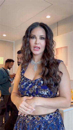 Getting Ready for a Magazine Shoot… But My Jewellery Got Stuck! 😂💎 | Sunny Leone