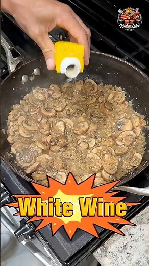 Creamy Mushroom White Wine Sauce for Roast Beef – Easy Step-by-Step Tutorial 🍄🍷