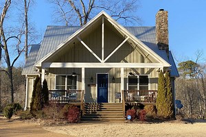 Country Plan - 1,972 Square Feet, 3 Bedrooms, 3.5 Bathrooms | Floor Plan #940-00001 | America's Best House Plans