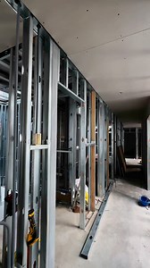 Como van las conexiones de agua y desagüe en un entrepiso de drywall. | Drywall Hogar Especialistas