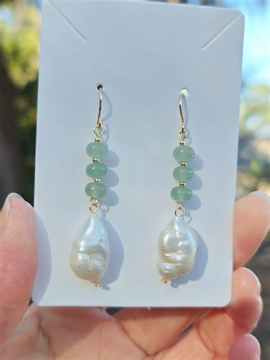 Handmade Jewelry: Green Jade and Baroque Pearls