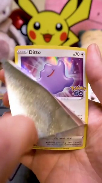 A new gimmick for the Pokemon TCG has been revealed: Peelable Ditto cards