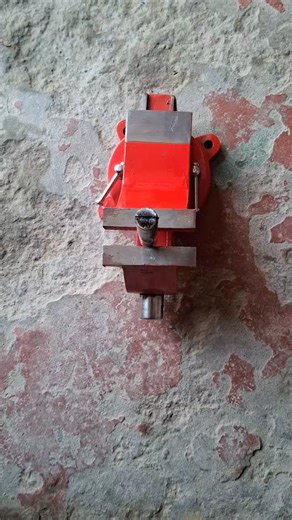 DIY & Life Hacks | Vikas on Instagram: "Let's make plastic grips for this iron. #diy #tips #woodwork #viral #fbreelsfyp"