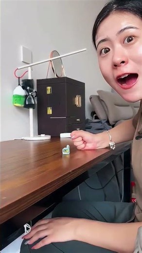 ELA CRIOU UM CHAPÉU COM VENTILADOR E O MARIDO TENTOU FAZER PIADA COM O CALOR DELA! 😱