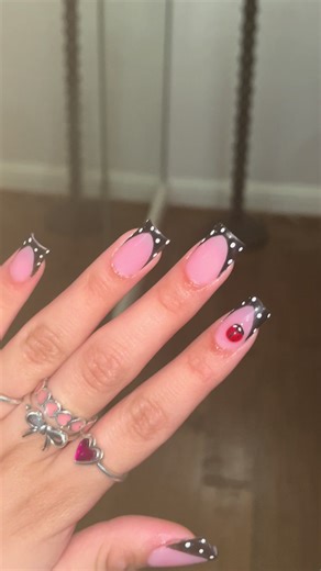 Ladybug Gel Nails Tutorial