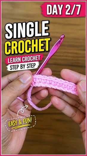 Day 2/7: Single Crochet🧶 | Easy Beginner Stitch #shorts #crochet #crochetbeginners #crochetstitches