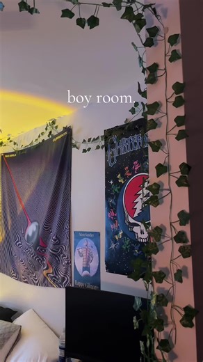 Creating a Unique College Aesthetic in My Room